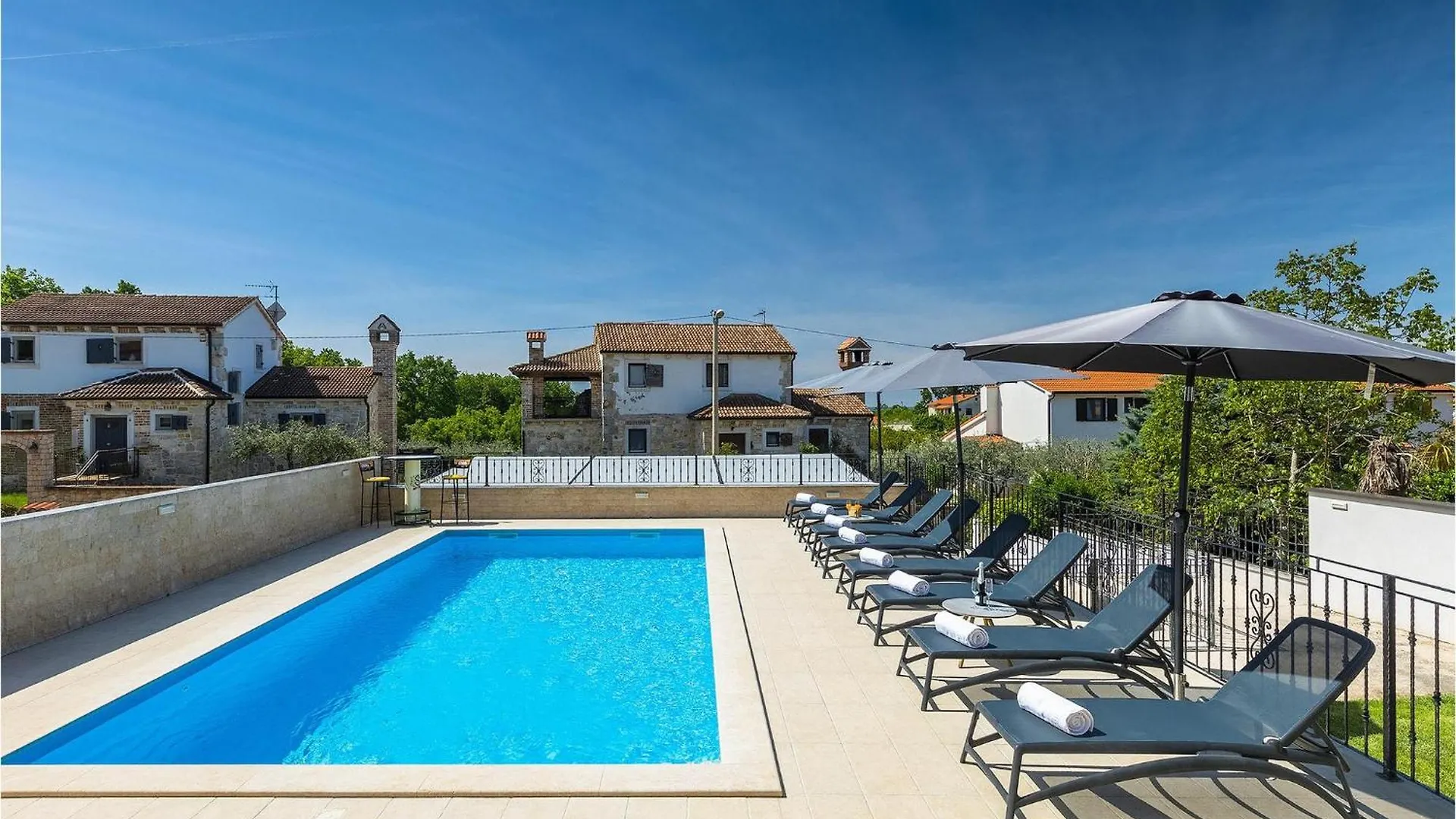 Villa Antonela Porec 0*,